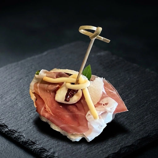 CRUDO